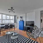 Charming Apartment - 6P